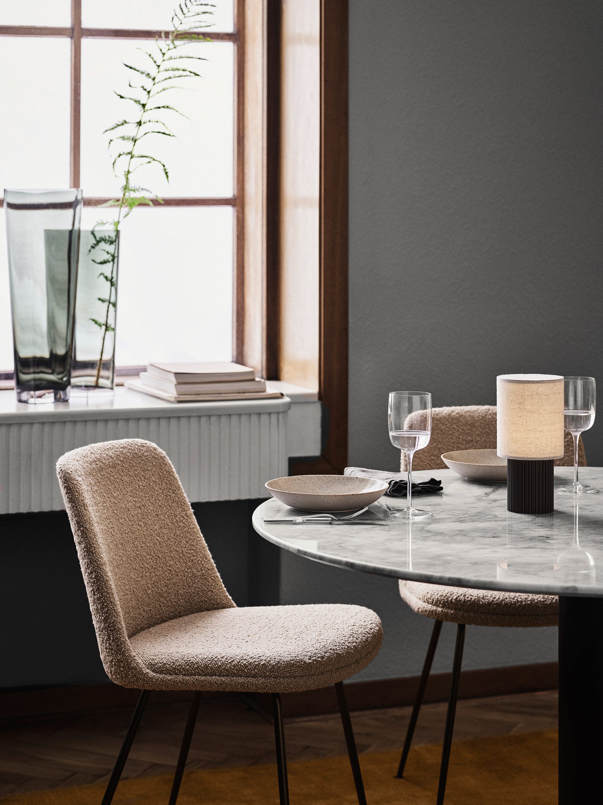 2021在时尚中创意，Dazeen陈列室12款椅子作品赏析