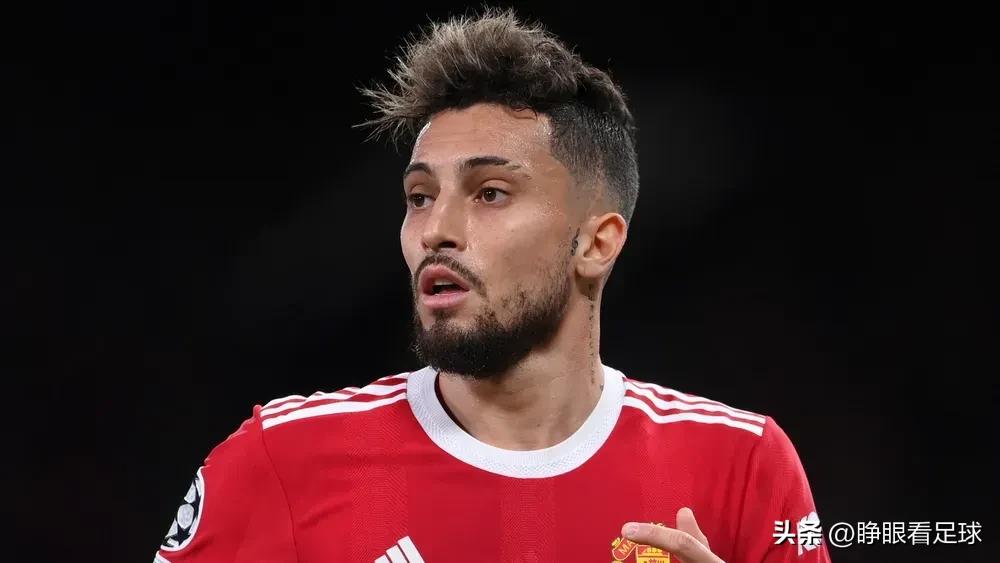 胖虎成为第九人,盘点红魔历史上的那些桑巴球员……