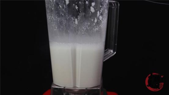 用大米打碎做凉皮的方法,破壁机打米浆可以做凉皮吗