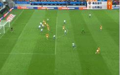 中超最新战报山东泰山,中超最新排名泰山绝杀国安领跑