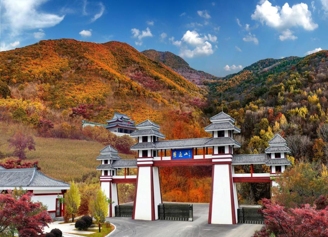 相见恨晚这首歌完整版,原汁原味古色古香的一座小城