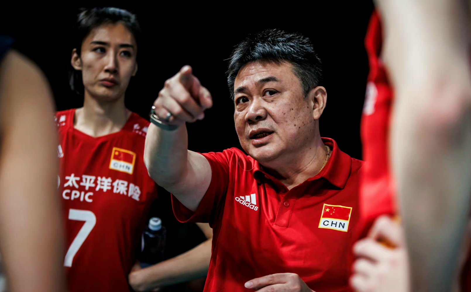 奥运女排四强赛如何分组,奥运中国女排进8强比赛2021时间表