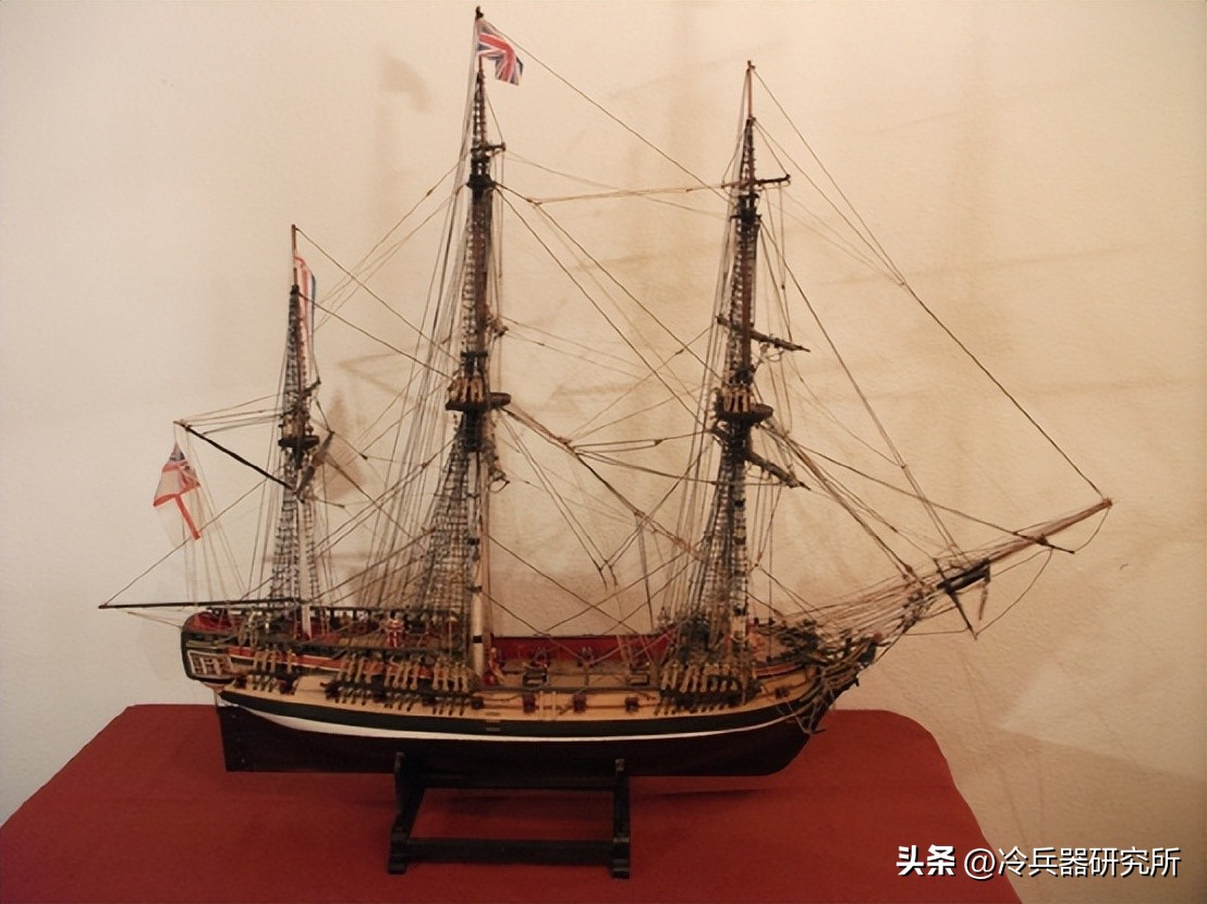 *片鸦**战争的预演，英国军舰突袭日本长崎，却引发幕府近代化改革