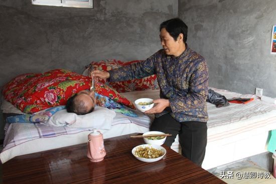 六年级下册习作让真情自然流露,六下让真情自然流露习作例文