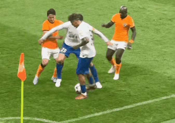 涓秴鑱旇禌鎼炵瑧鐬棿,涓秴瓒崇悆鏈夊鎼炵瑧