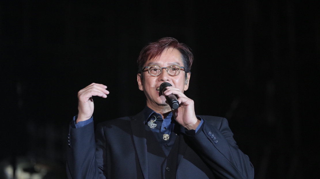 2017年上海谭咏麟演唱会难舍难分,2015年谭咏麟难舍难分万人大合唱