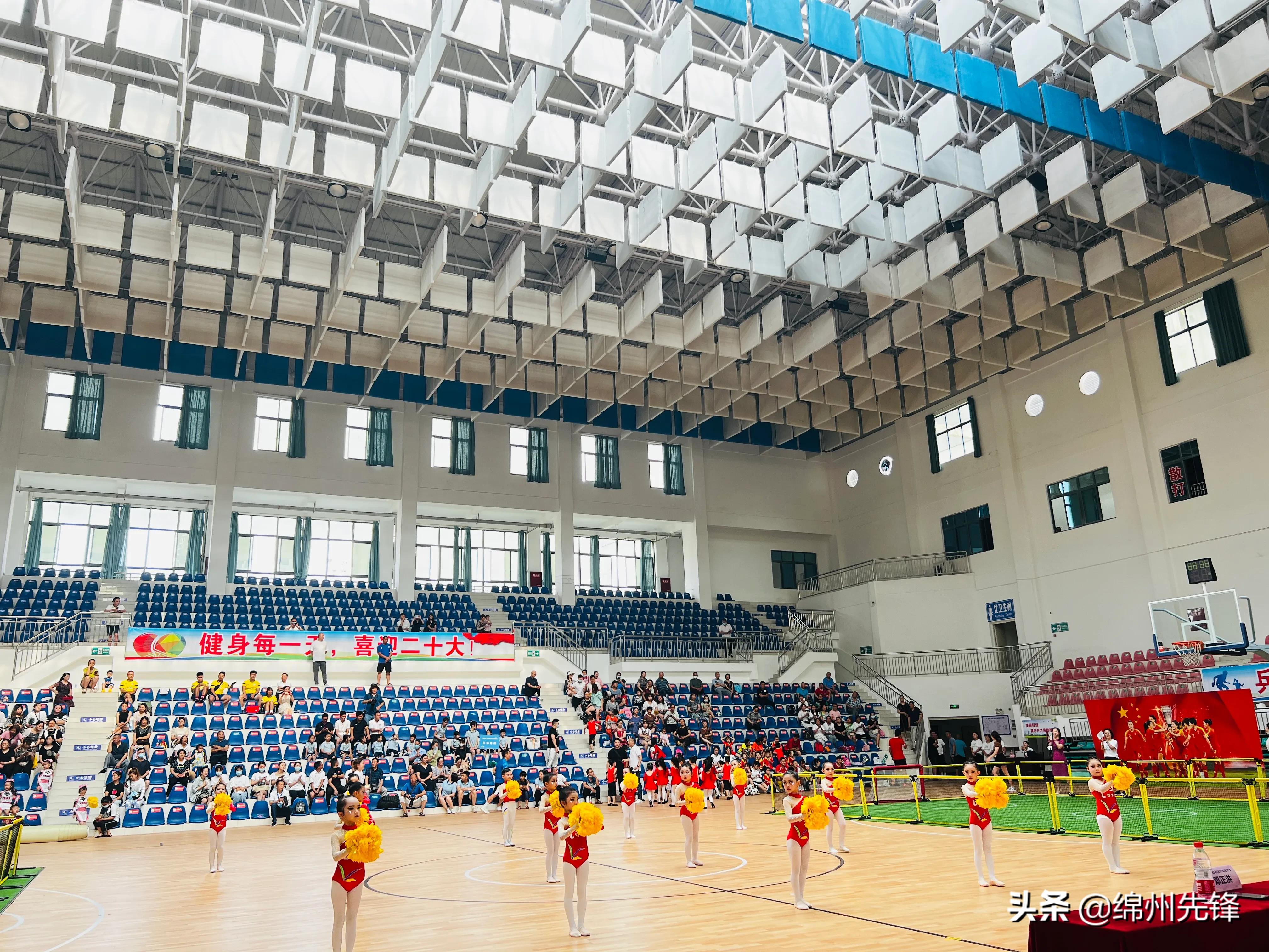 李铁足球课程幼儿园,李铁幼儿足球教育