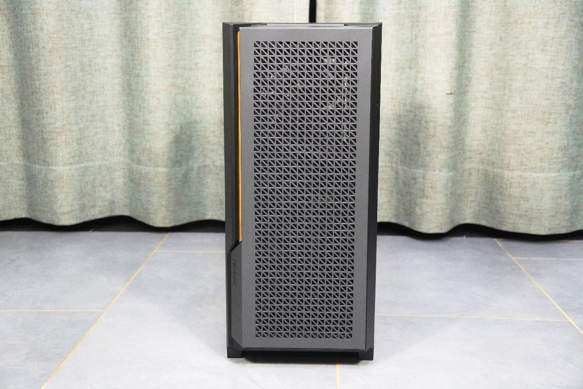 安钛克p20c机箱集线器,安钛克中塔p20无光侧透