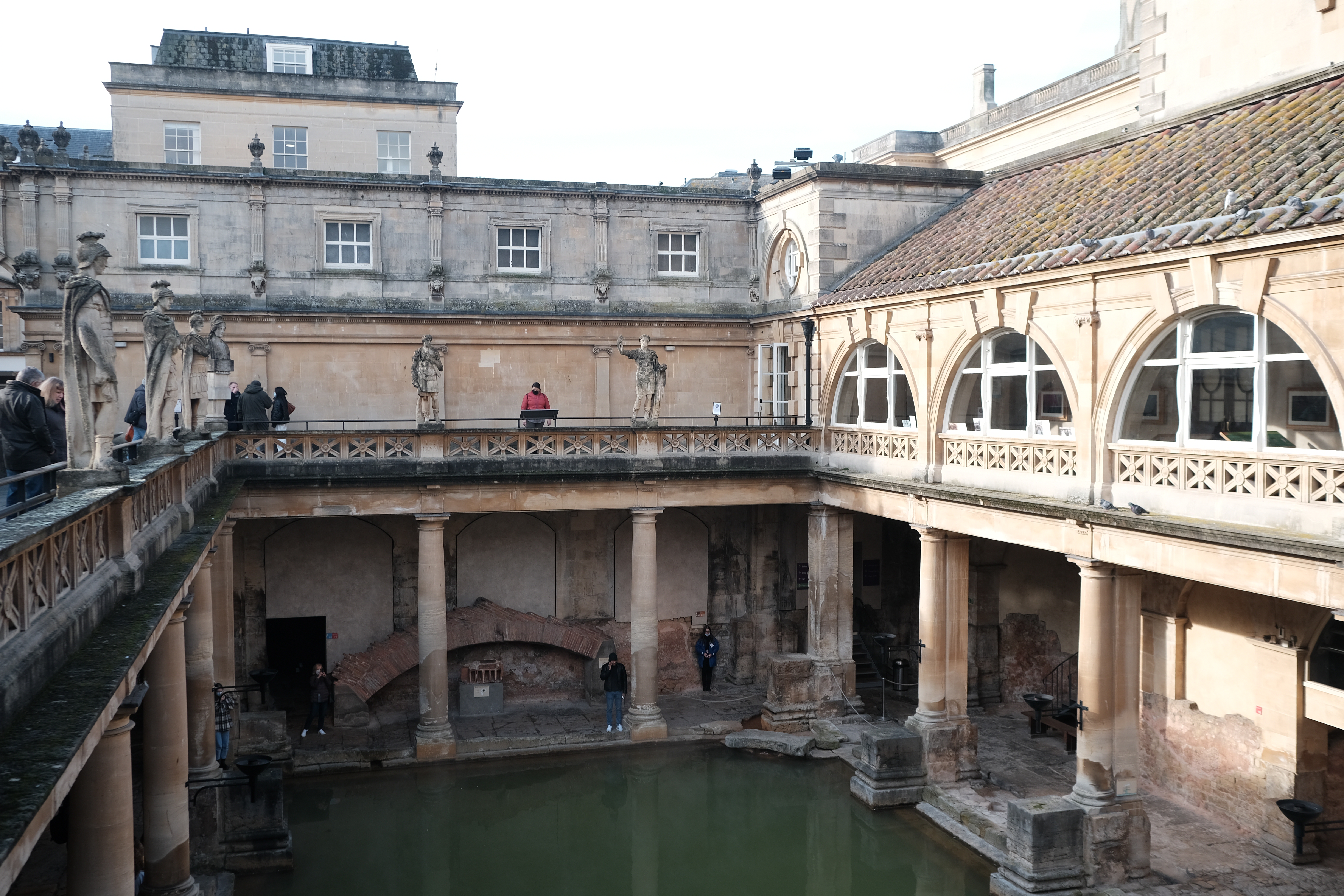 宸存柉娲楁荡鏂囧寲,宸存柉娓╂硥鑻卞浗