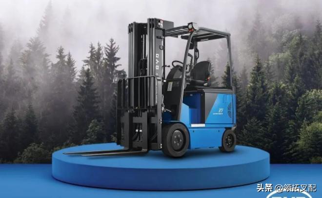 叉车知识大全及图片,叉车铅酸电池换锂电池注意什么