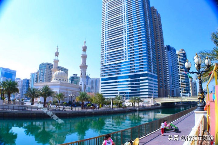 中东小国的福利：月入4万算是困难户，出生就送100平房子