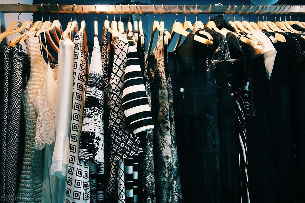 俄罗斯对服装鞋帽，儿童服装，个人防护服和鞋子EAC认证和EAC声明