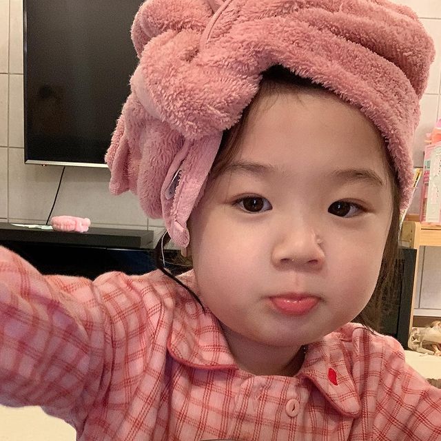 最近超火的可爱小女孩表情包,小女孩可爱萌表情包