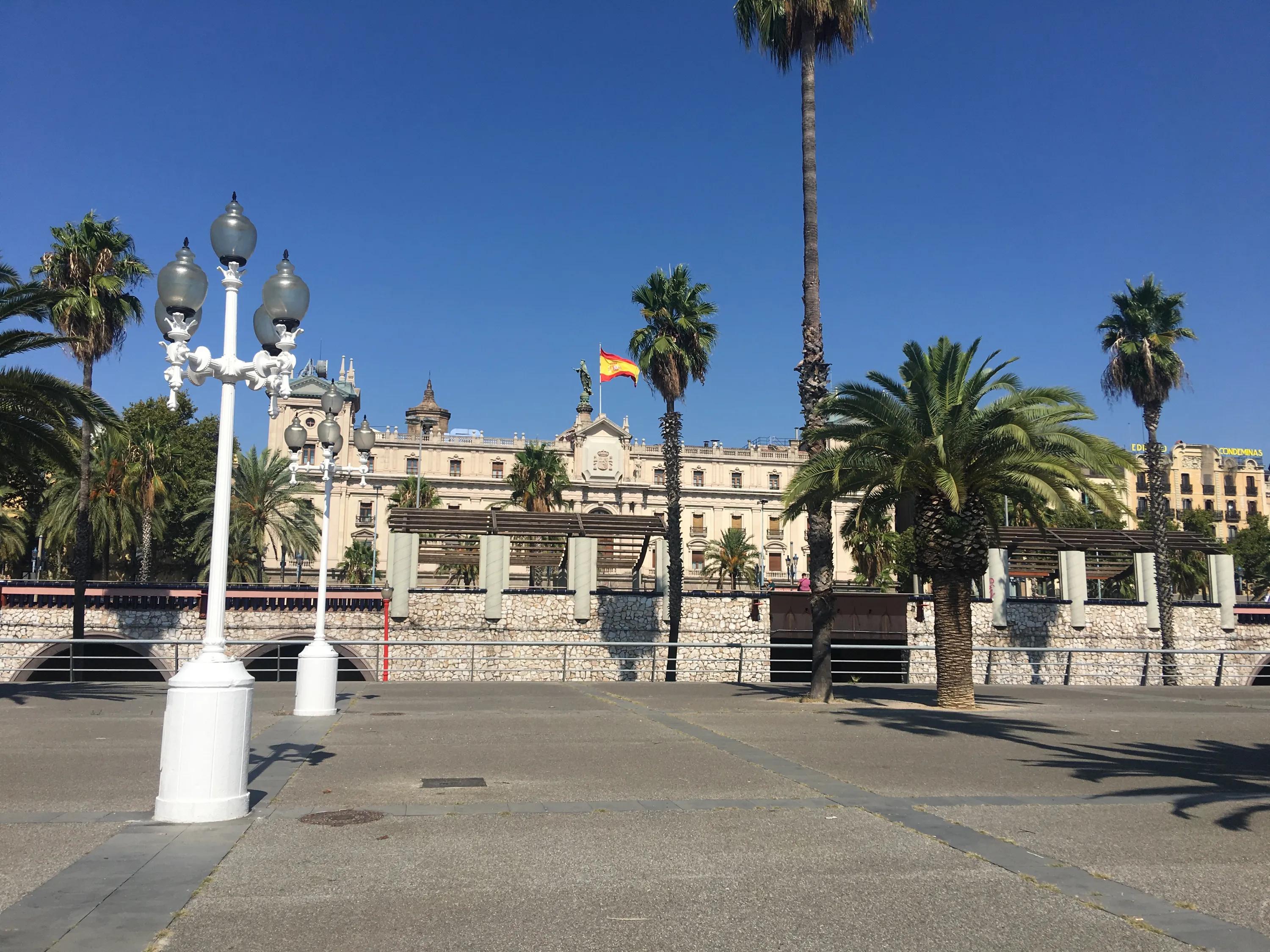 西班牙巴塞罗那全攻略,西班牙自由行马德里游攻略