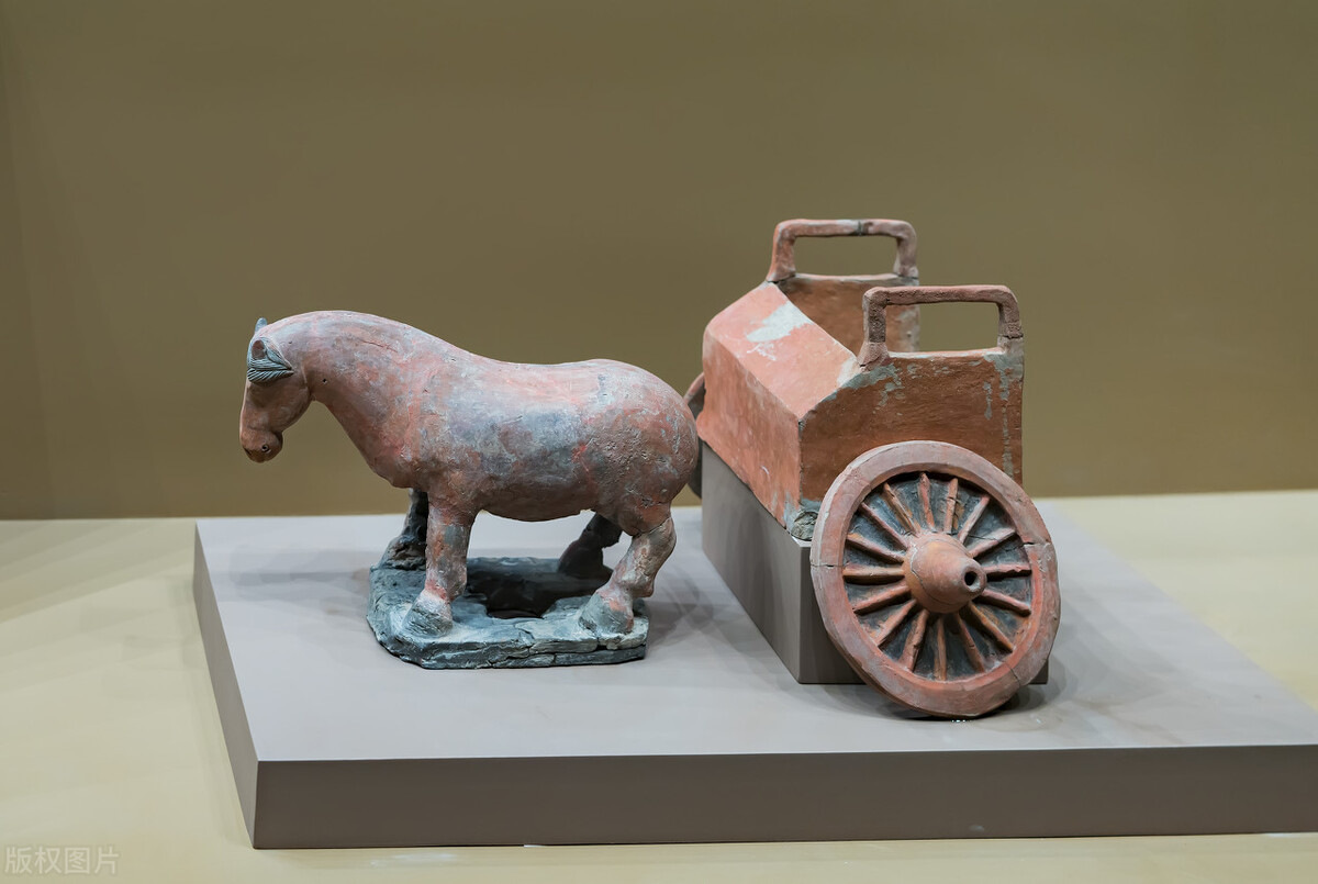 黄帝要干农活，舜帝要打鱼，“何不食肉糜”对于远古帝王也是笑话