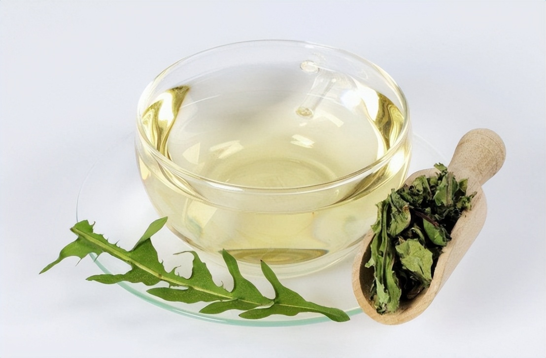 血管堵塞少吃三种食物,血管堵塞的老年人吃什么食品好