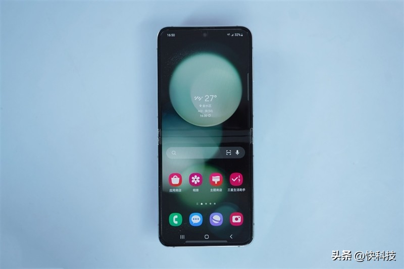 三星galaxyzflip防水测试,三星折叠手机zflip5防水吗