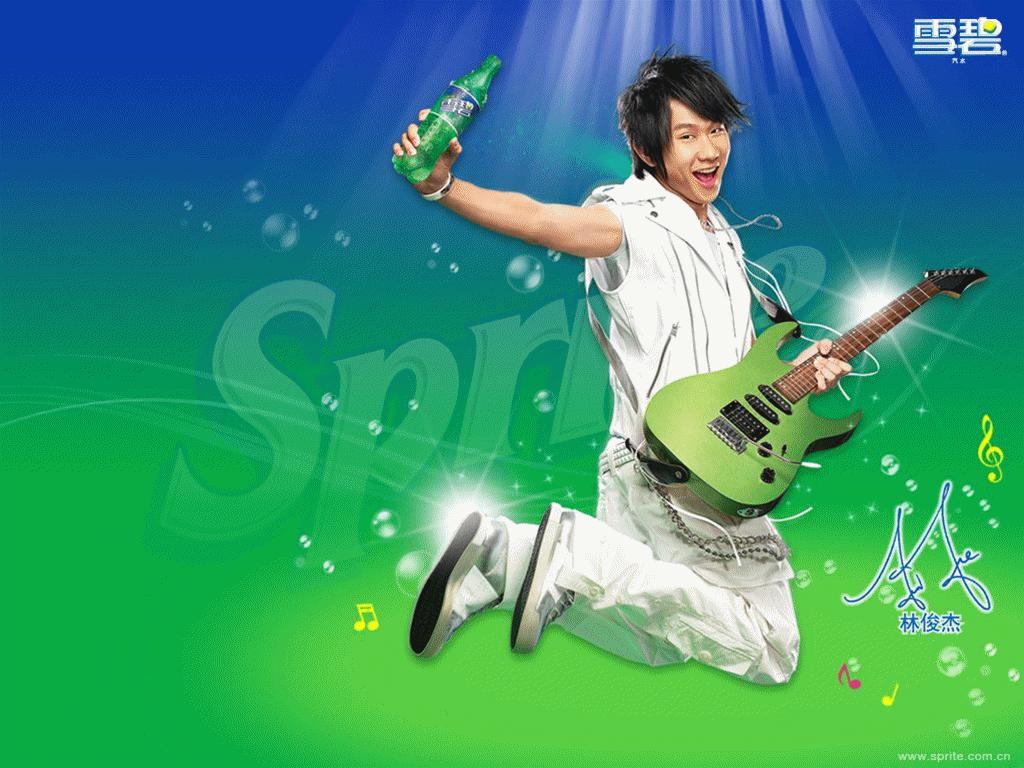 绿瓶雪碧在20年以后值不值钱,绿瓶雪碧绝版有收藏价值吗