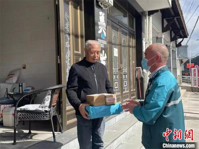 乡村振兴战略快递进村电商全覆盖,快递进村助力乡村振兴