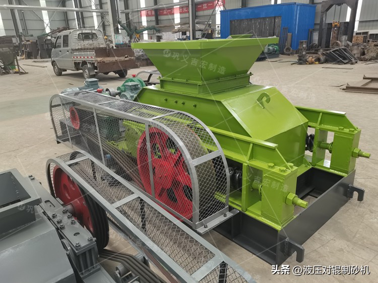 小型炉渣破碎机分选机,煤渣专用粉碎机多少钱一台