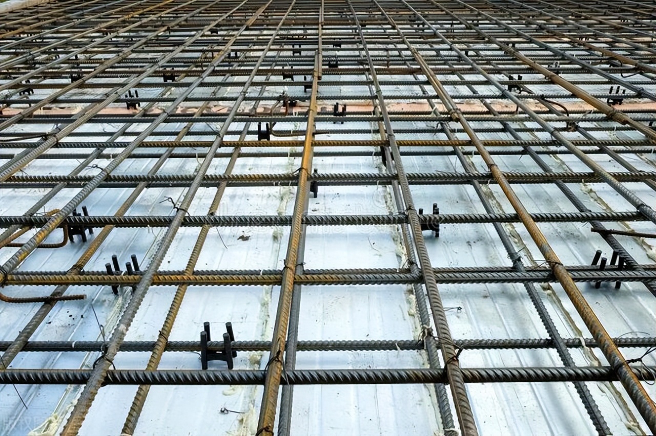 基础钢筋施工常见质量问题,房建钢筋常见质量问题