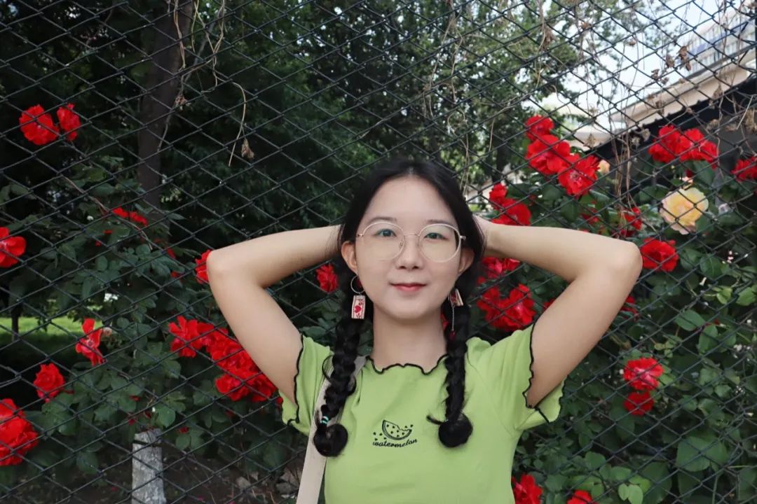 爱我所爱，为所当为！她是杨理东！