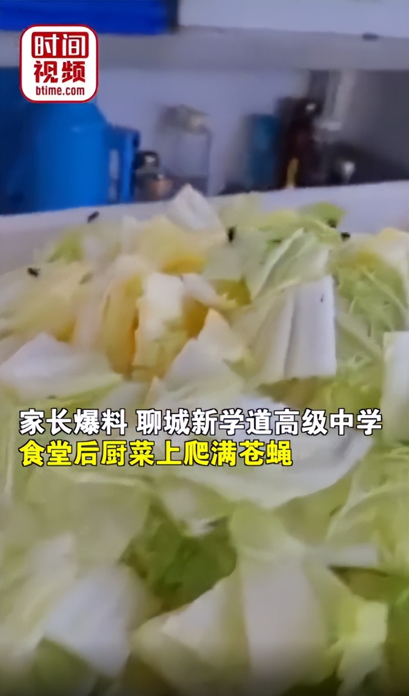 女子国庆前收21份结婚请帖,女孩国庆收25张婚礼请帖