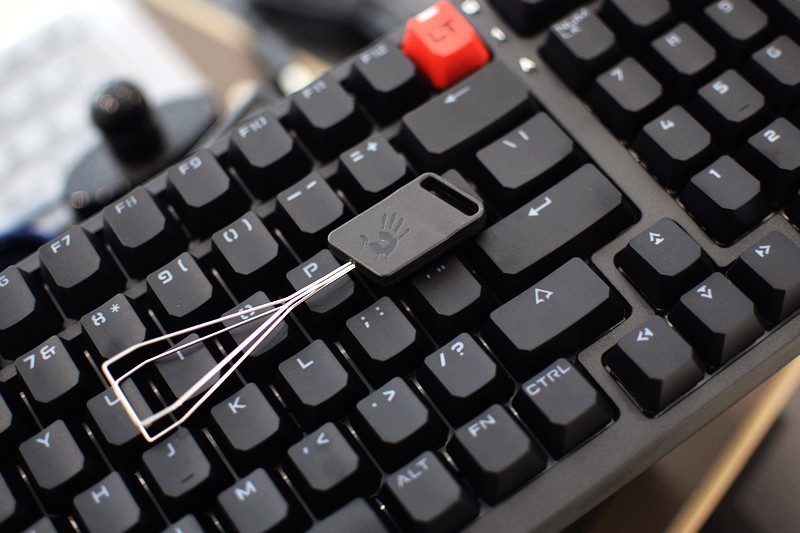 血手幽灵T98变速光轴键盘,双飞燕血手幽灵t98光轴