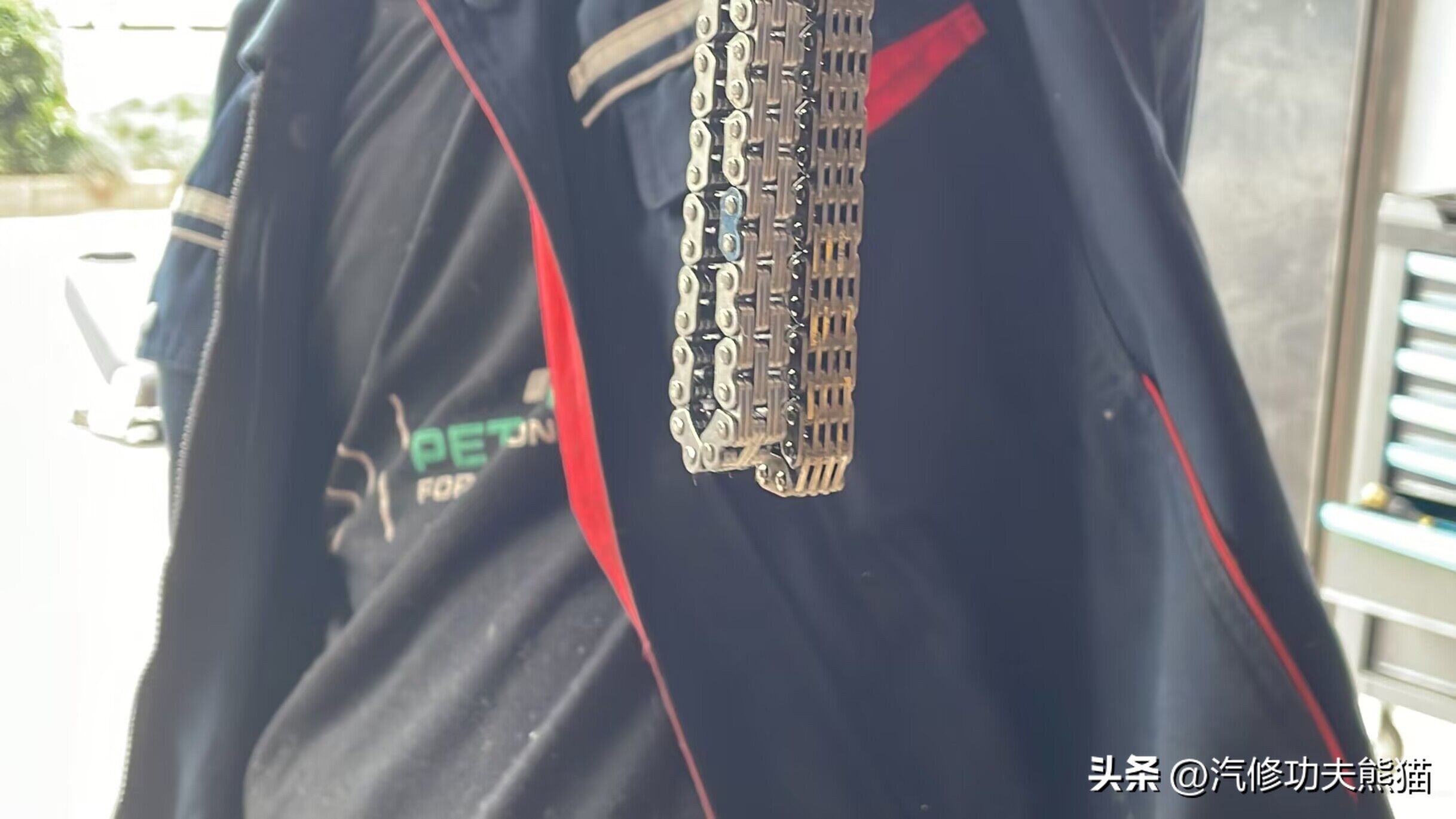 2017款大众迈腾10万公里烧机油,十年的迈腾怎么样后期维修费用