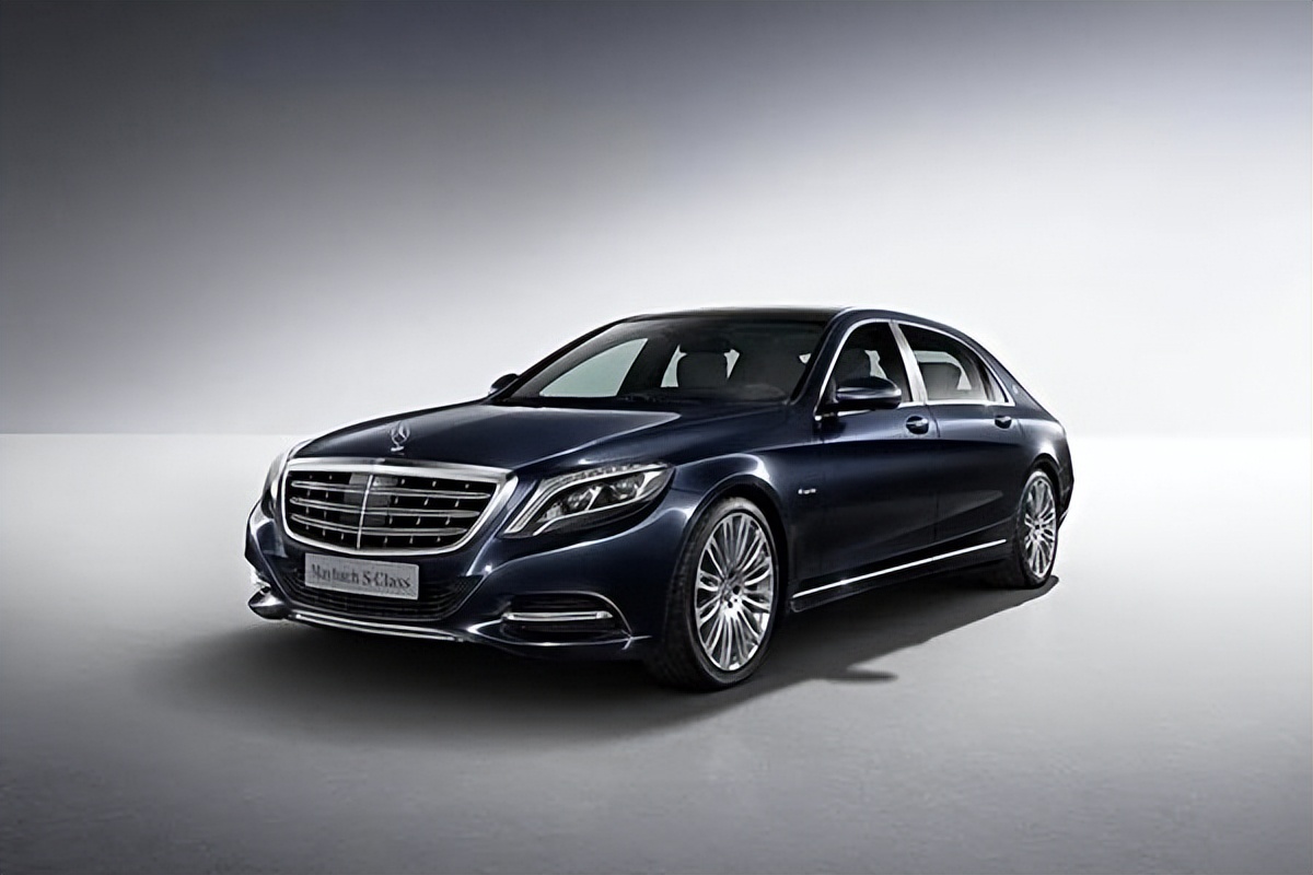 成都奔驰租车多少钱一天,成都租赁奔驰价格多少