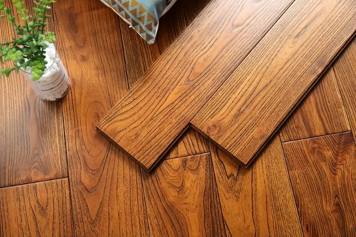 爱家帝APP：实木地板有色差怎么办？