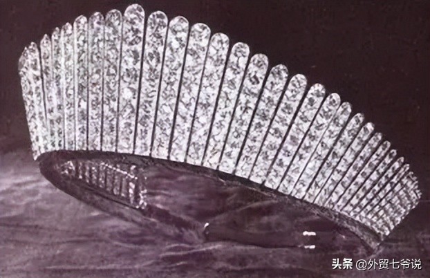 王冠查尔斯戴安娜,英国国王有多少个王冠