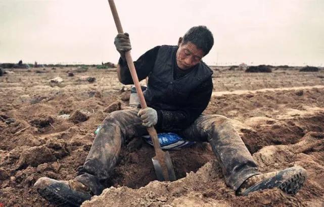 创业成功者的11个小经验分享,能赚大钱的人靠运气