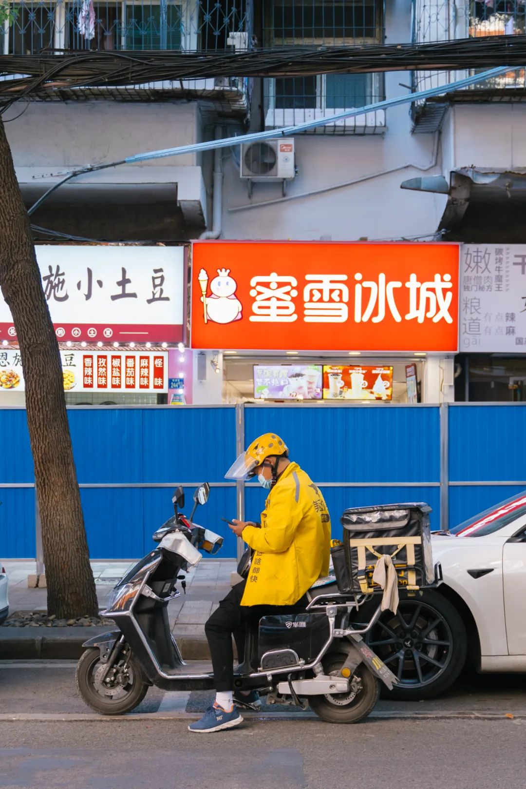 实拍疫情反扑下的武汉美食餐饮店他们怎么样了？