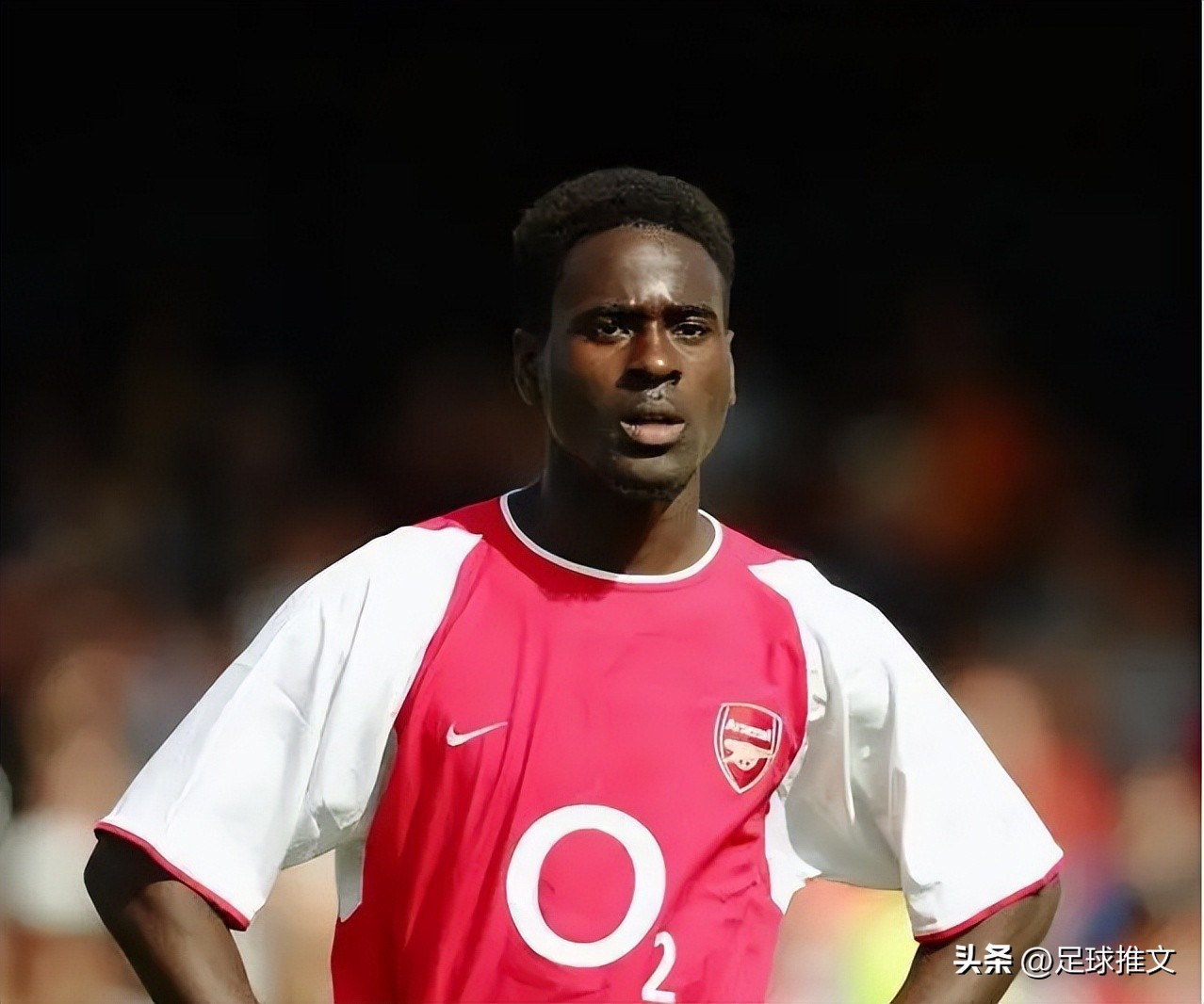 闪耀世青赛，阿森纳无敌阵容中的一员，如今的他成了说唱歌手