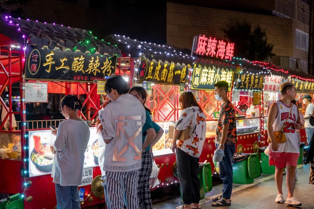 避暑胜地烧烤攻略,各个地方的避暑美食