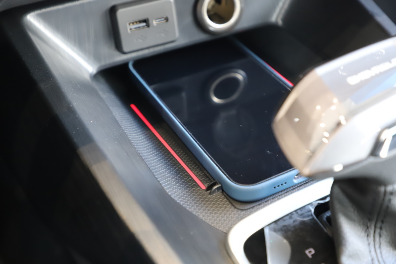 雪佛兰科鲁泽5到10万左右,雪佛兰科鲁泽20241.3t轻混什么意思