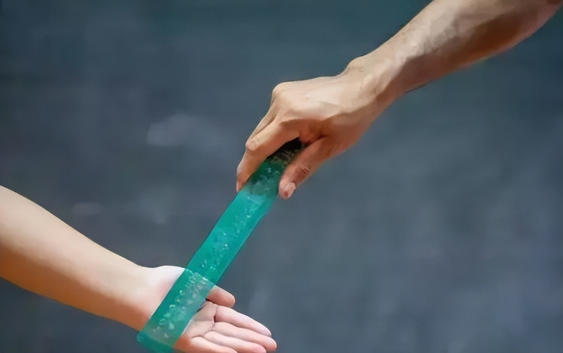 山东济南老师掌掴脚踹学生原视频,有失风范