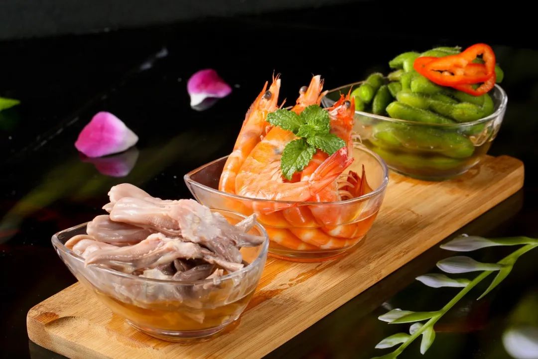 澶忓ぉ灏卞枬瀹冨紑鑳冨張濂藉枬 (娓呰剢鍑夌埥涓嶆补鑵诲紑鑳冧笅閰掑張涓嬮キ)