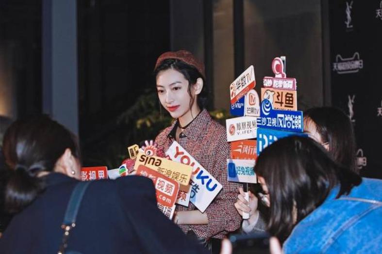 温雅与钱枫喝醉酒后续,温雅钱枫汪涵