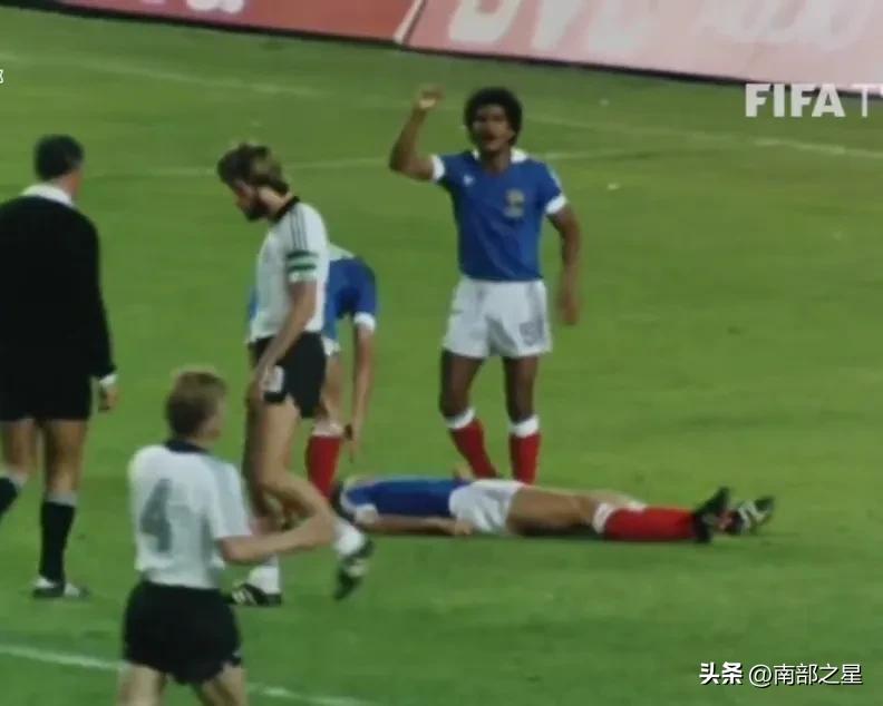 足坛现役恶汉阵容排名,足球伊布和拉莫斯哪个更能打