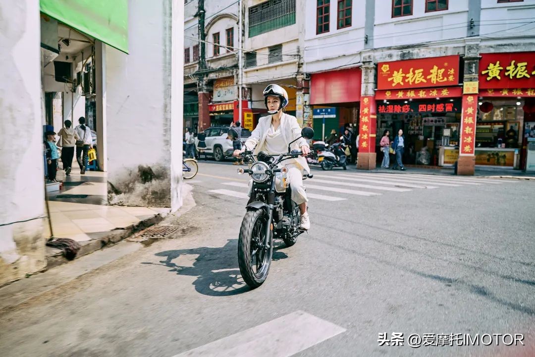 雅马哈gt150最新款,雅马哈发布通勤复古车gt150fazer