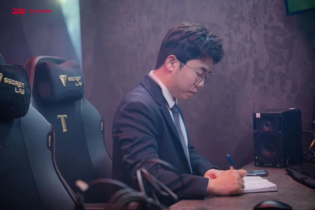 jdg鏁欑粌homme閲囪,jdg鏁欑粌homme浜夎鍙戣█