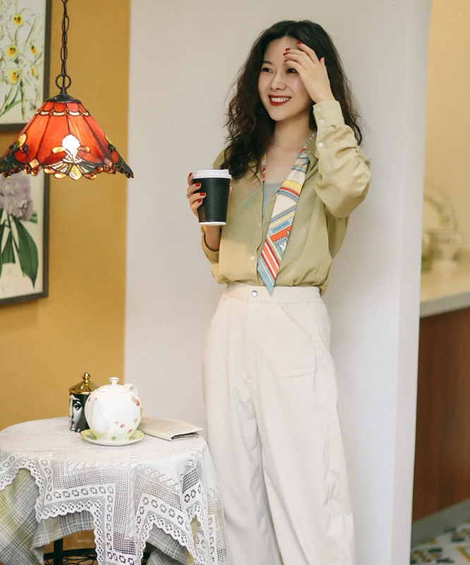 分享丝巾百搭系法,丝巾的100种系法小视频