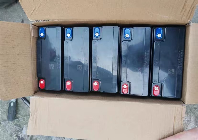 电动车原装电池与非原装区别大吗,雅迪原装电池与天能电池谁更耐用