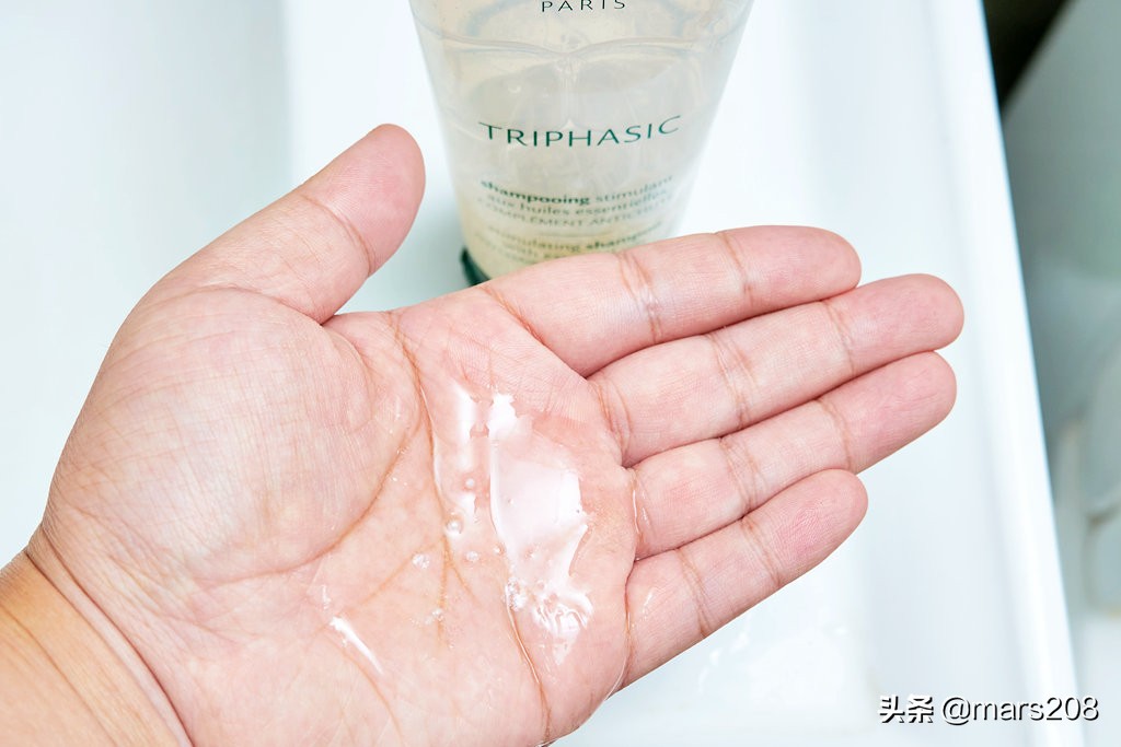 控油防秃头洗发水推荐,修护受损发质防脱洗发水推荐