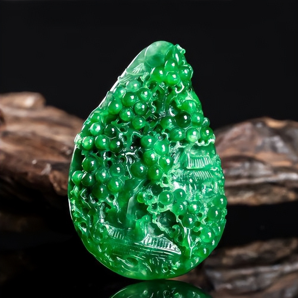 染色的翡翠用什么方法可以褪色快,染色翡翠最简单鉴别方法