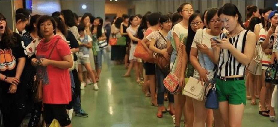 横店女群演真实生存,横店群演悲惨生活