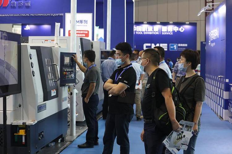 晨光是如何打败真彩的,晨光为什么能打败真彩