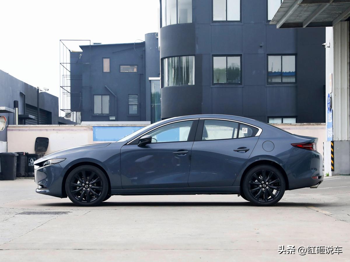 昂克赛拉2.0和思域1.5t怎样选,思域跟昂克赛拉哪个更值得买